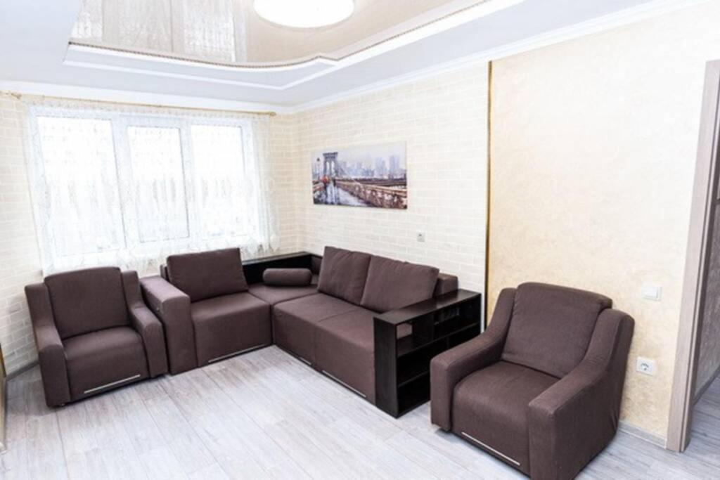 Тараскова 16, Люкс, Юзр Lejlighed Tjerkasy Eksteriør billede